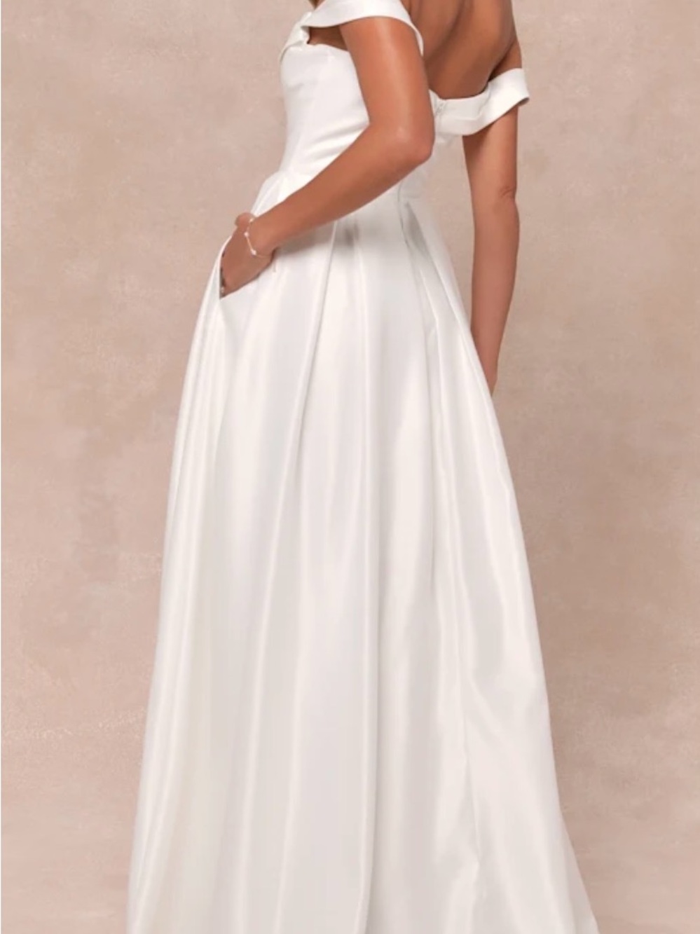 Lulu's White Off-the-Shoulder Bridal Gown with Pockets NWT